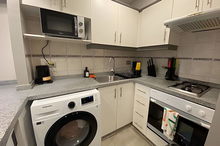 1BR Barrio Tranquilo + Full Equipo, Metro Salvador