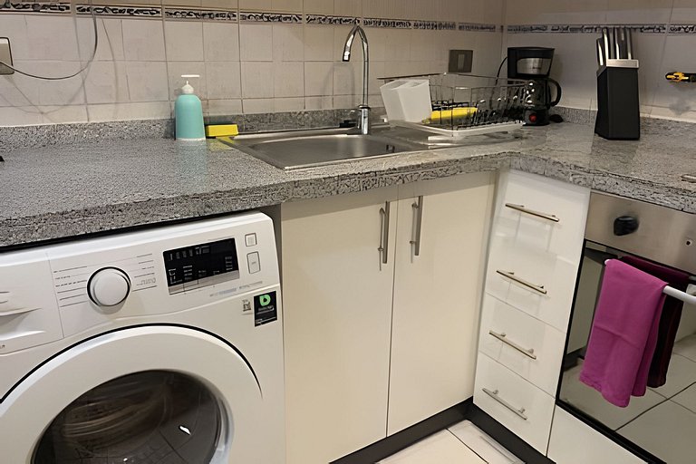 1 Dorm Full Equipo en Barrio Tranquilo Providencia