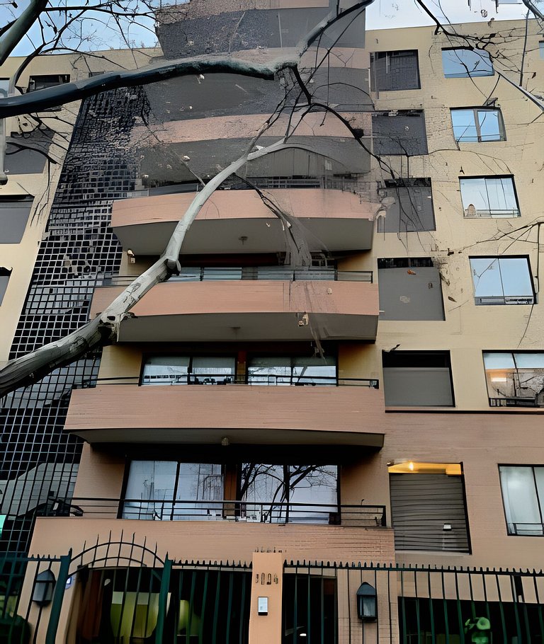 Moderno y Luminoso: con balcón y gran conectividad