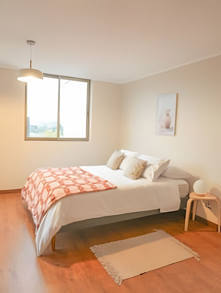 Oasis Urbano en Barrio Tranquilo y Conectado