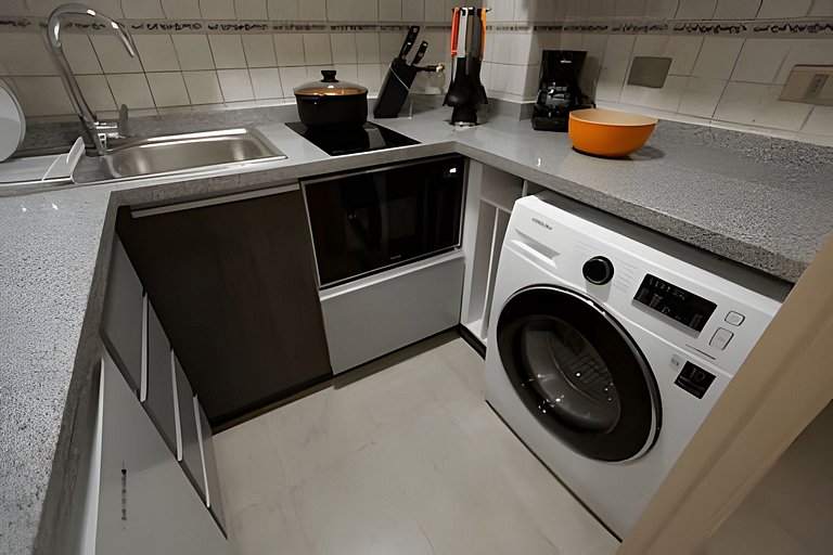 2BR + Full Equipo Barrio Tranquilo, Metro Salvador