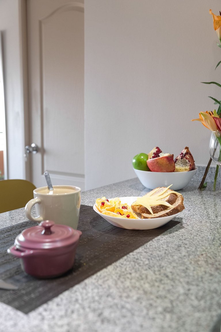 Hogar Luminoso y Moderno, A pasos del metro