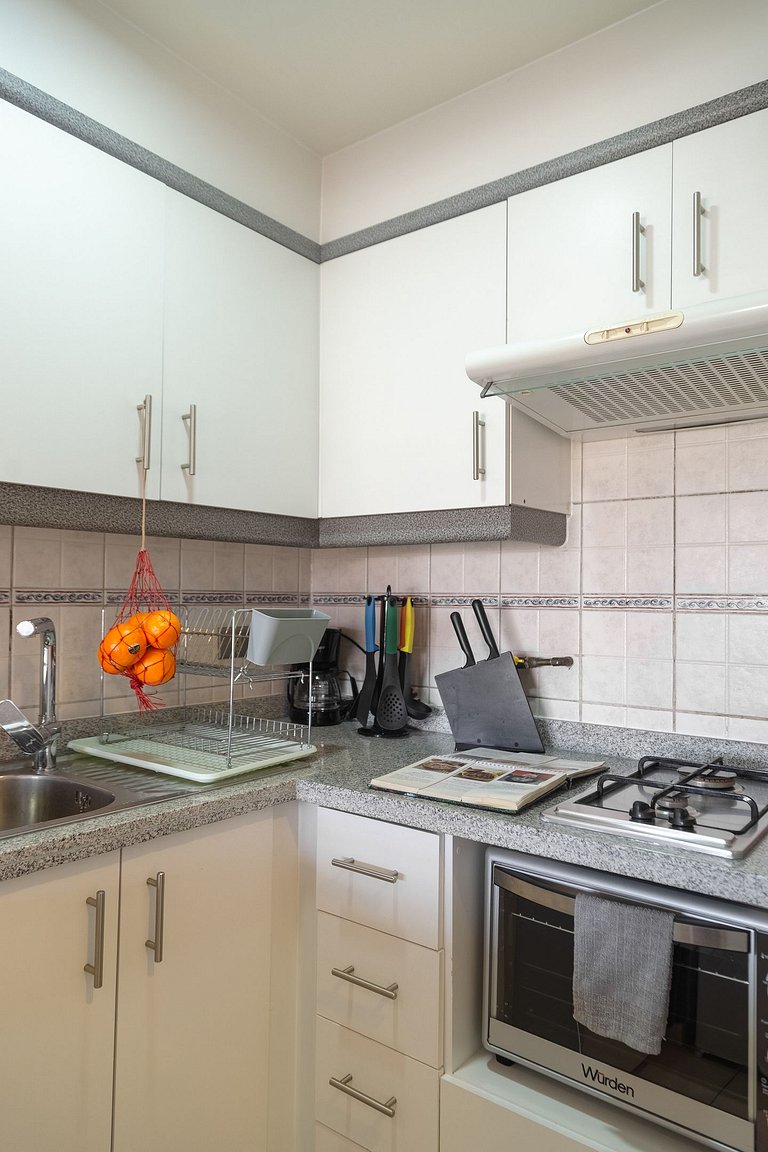 1BR Doble en Barrio Tranquilo, Metro Salvador