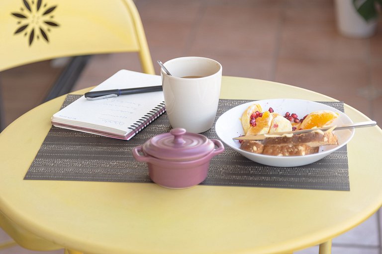 Tranquilo y luminoso · Terraza para disfrutar