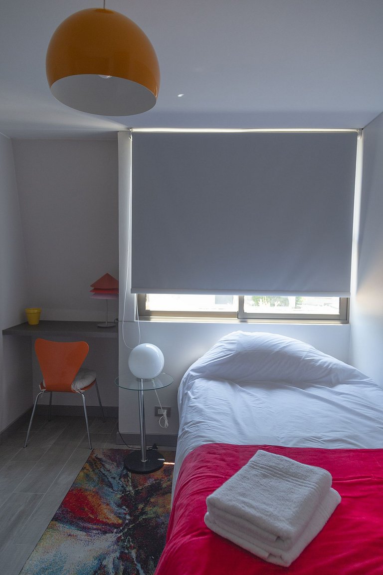 2 BR Moderno APT Full Equipo, metro Los Leones