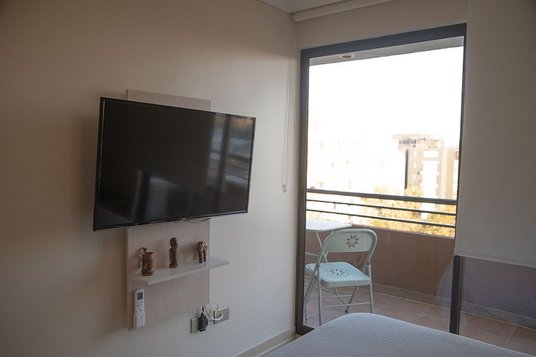 1 BR Suite Doble, Barrio Tranquilo en Providencia