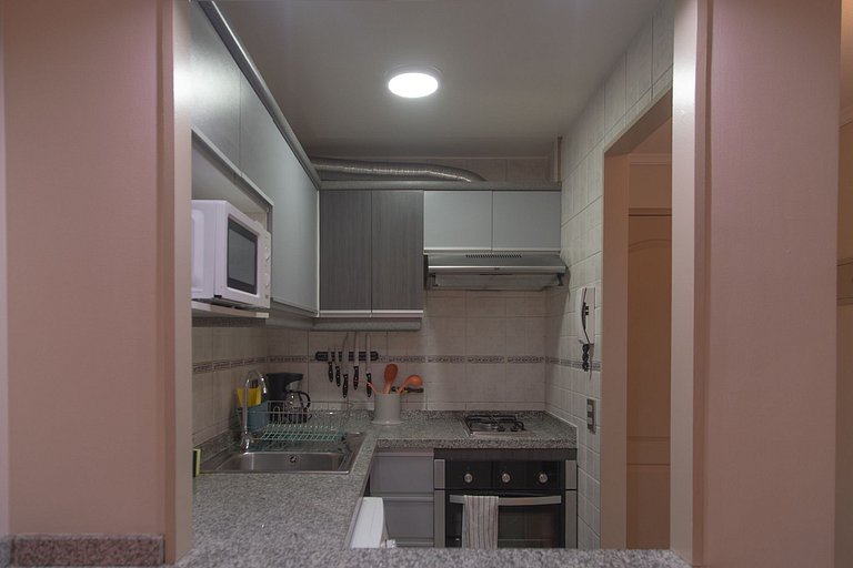 1 BR Suite Doble, Barrio Tranquilo en Providencia