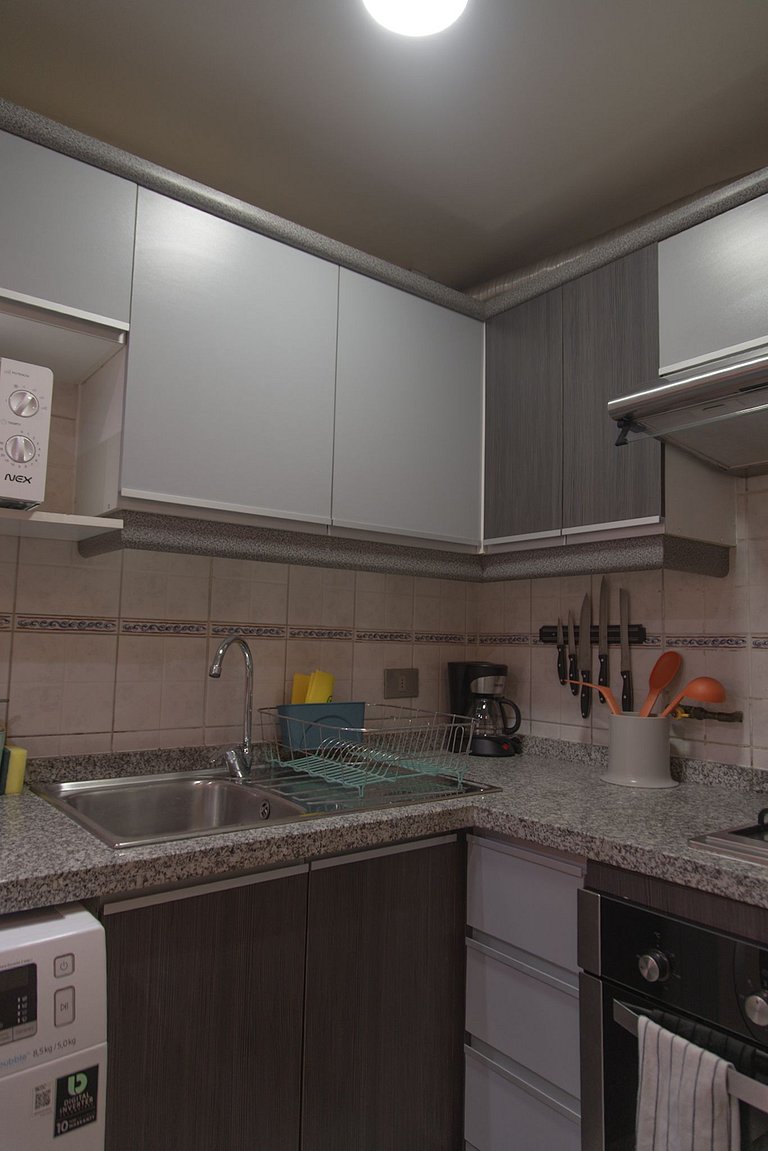 1 BR Suite Doble, Barrio Tranquilo en Providencia