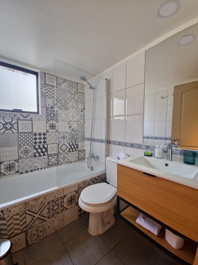 Hogar Amplio y Equipado, Tranquilo cerca del metro