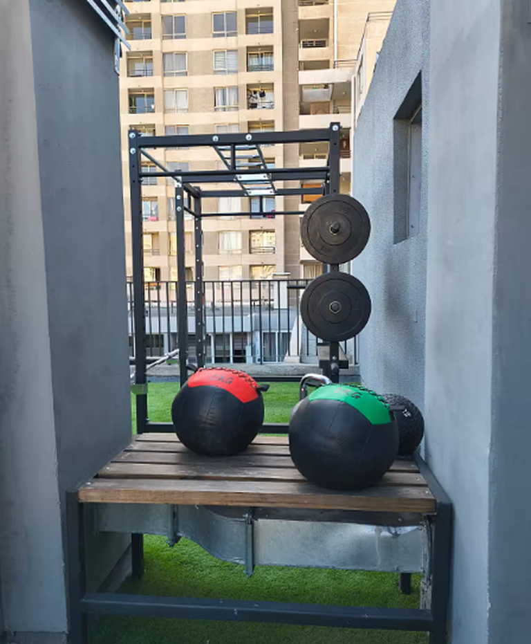 Base urbana en Santa Lucía, Excelente conectividad