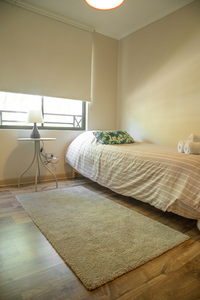 Hogar Amplio y Equipado, Tranquilo cerca del metro