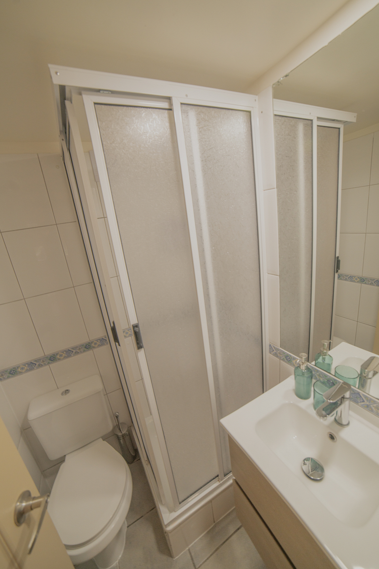 Hogar Amplio y Equipado, Tranquilo cerca del metro