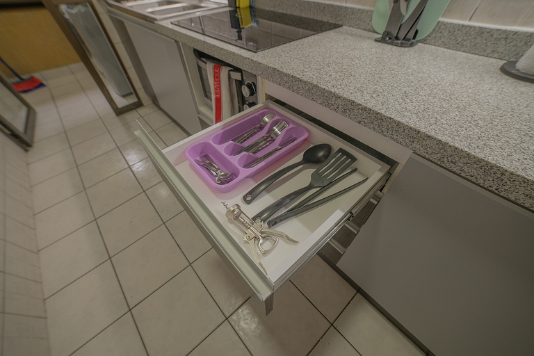 Hogar Amplio y Equipado, Tranquilo cerca del metro