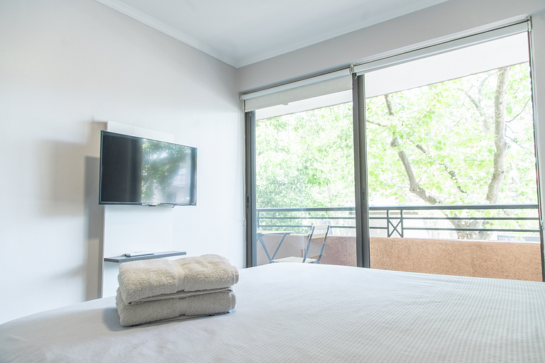 Balcón y barrio tranquilo · Buena conexión