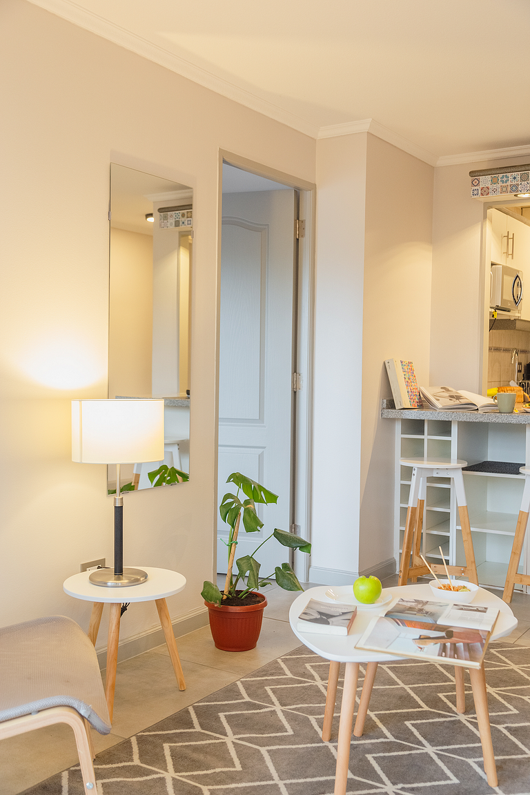 Balcón y barrio tranquilo · Buena conexión